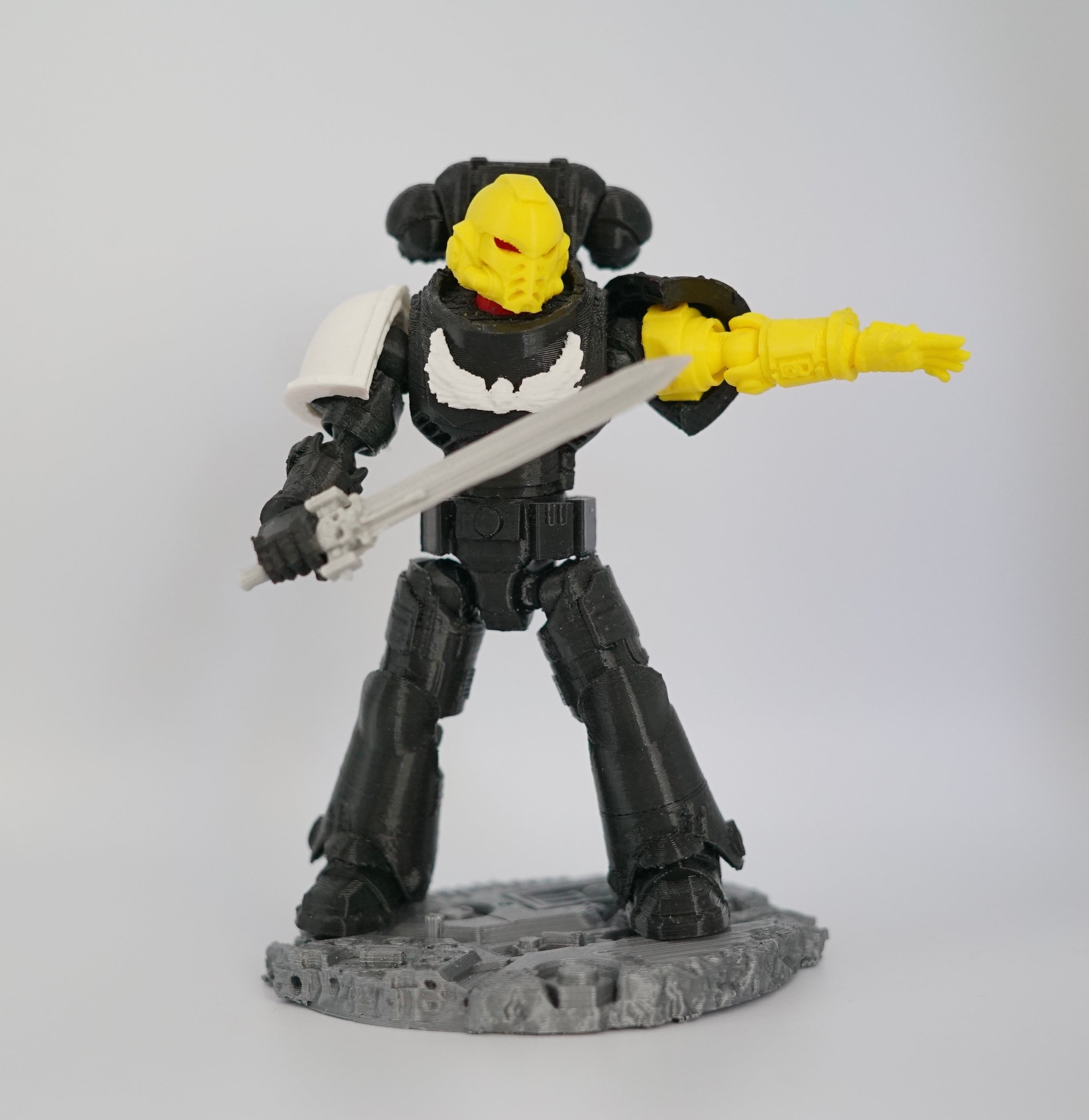 Obsidian Knights – Galaxy Commando
Custom 3D Printed Collectible Figure (FDM, PLA)